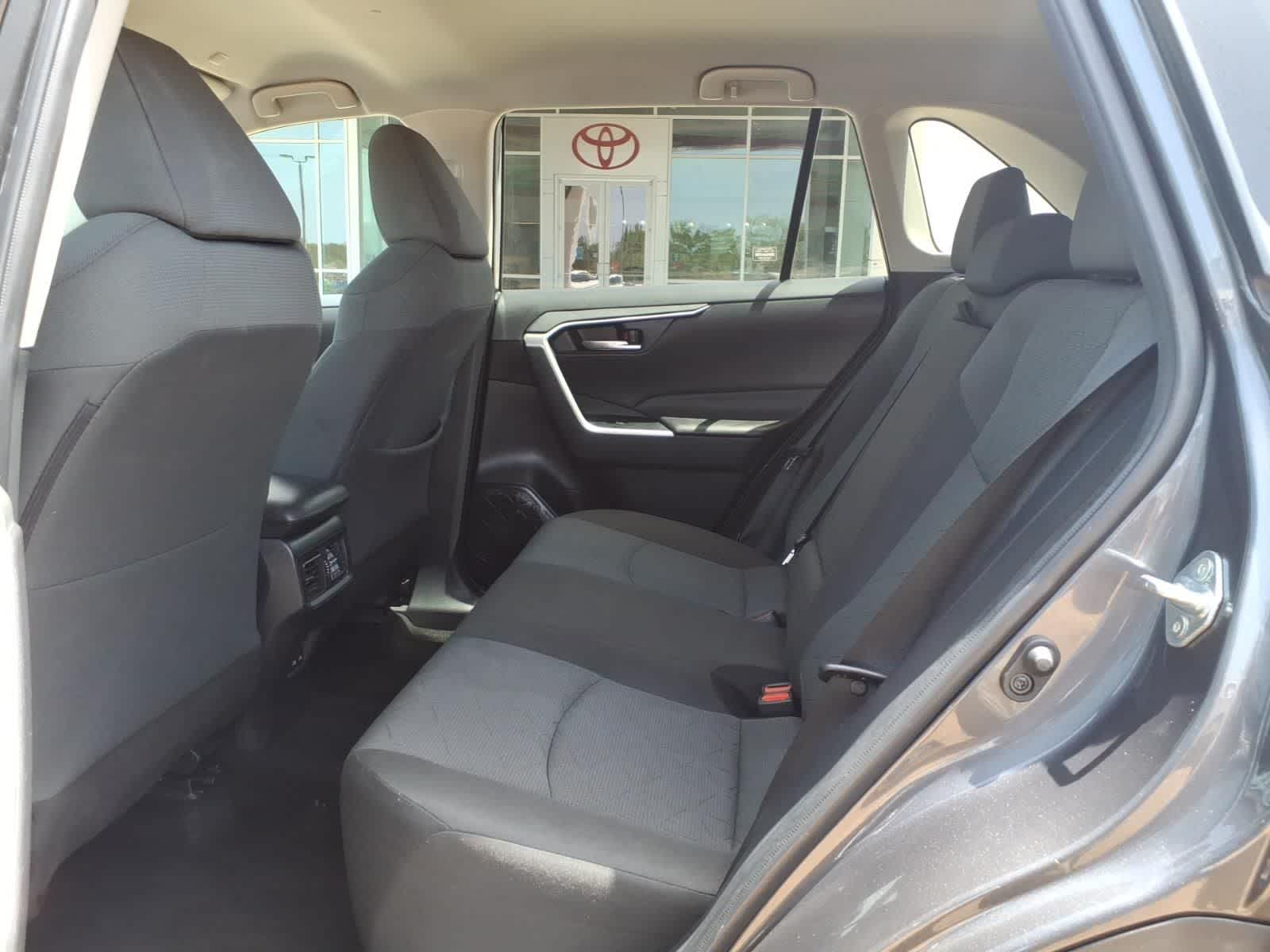 2024 Toyota RAV4 XLE FWD