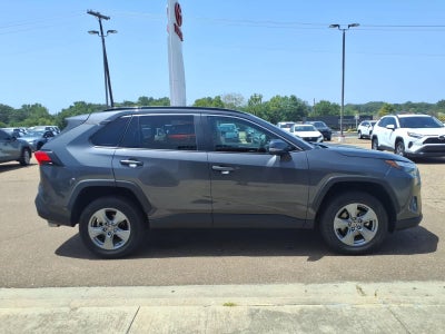 2024 Toyota RAV4 XLE FWD