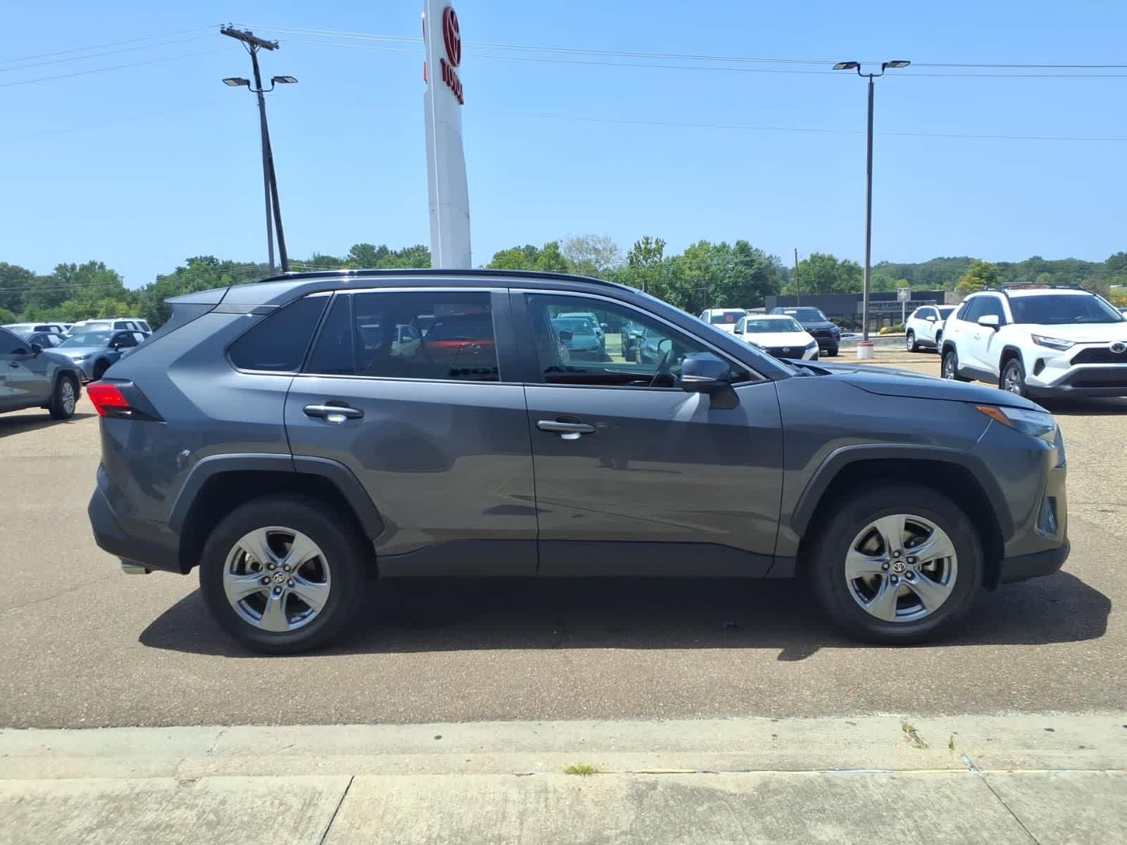 2024 Toyota RAV4 XLE FWD