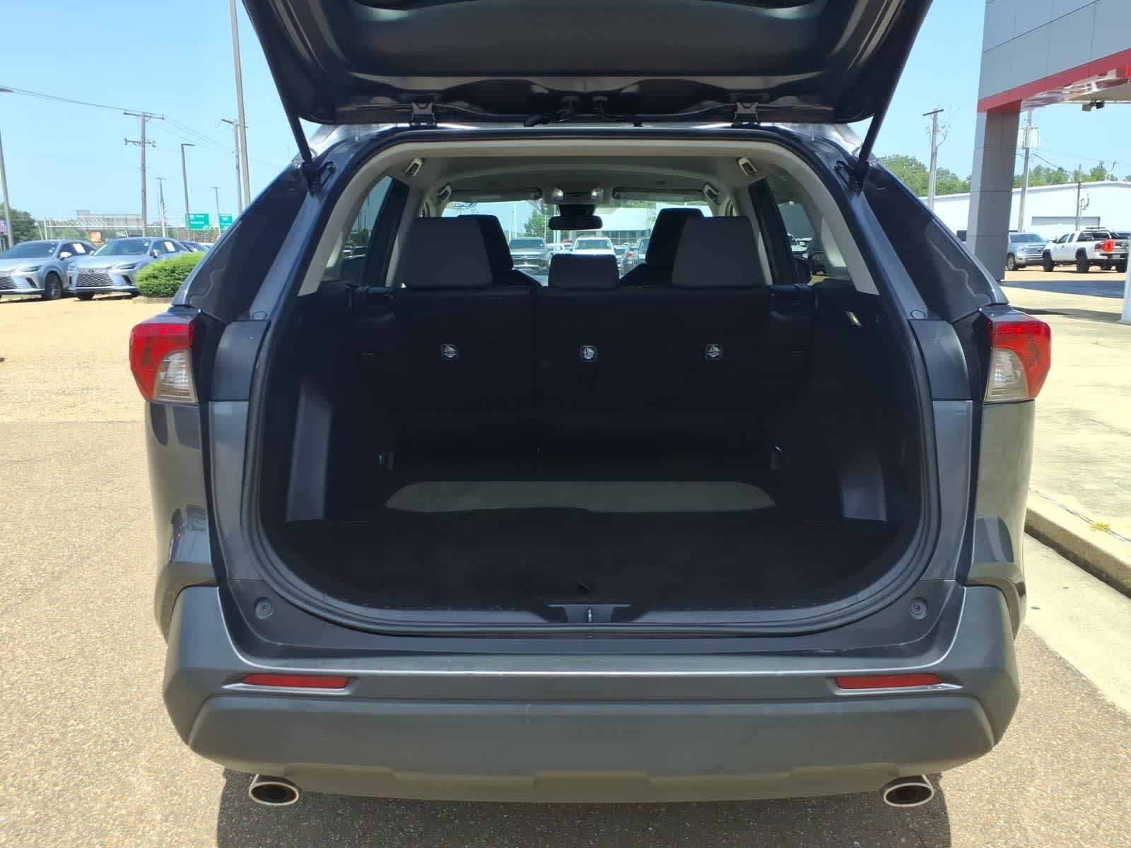 2024 Toyota RAV4 XLE FWD