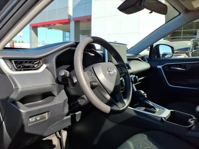 2024 Toyota RAV4 XLE FWD
