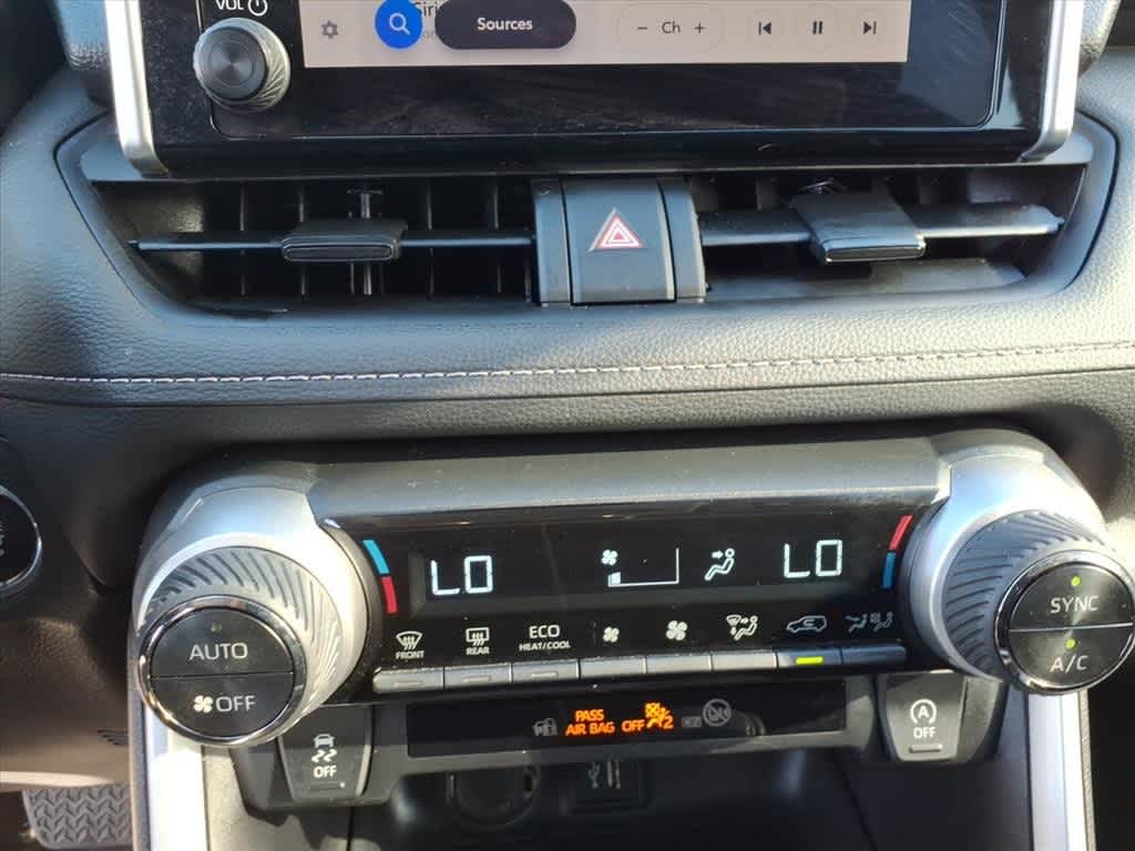 2024 Toyota RAV4 XLE FWD