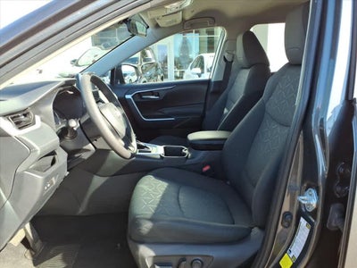 2024 Toyota RAV4 XLE FWD