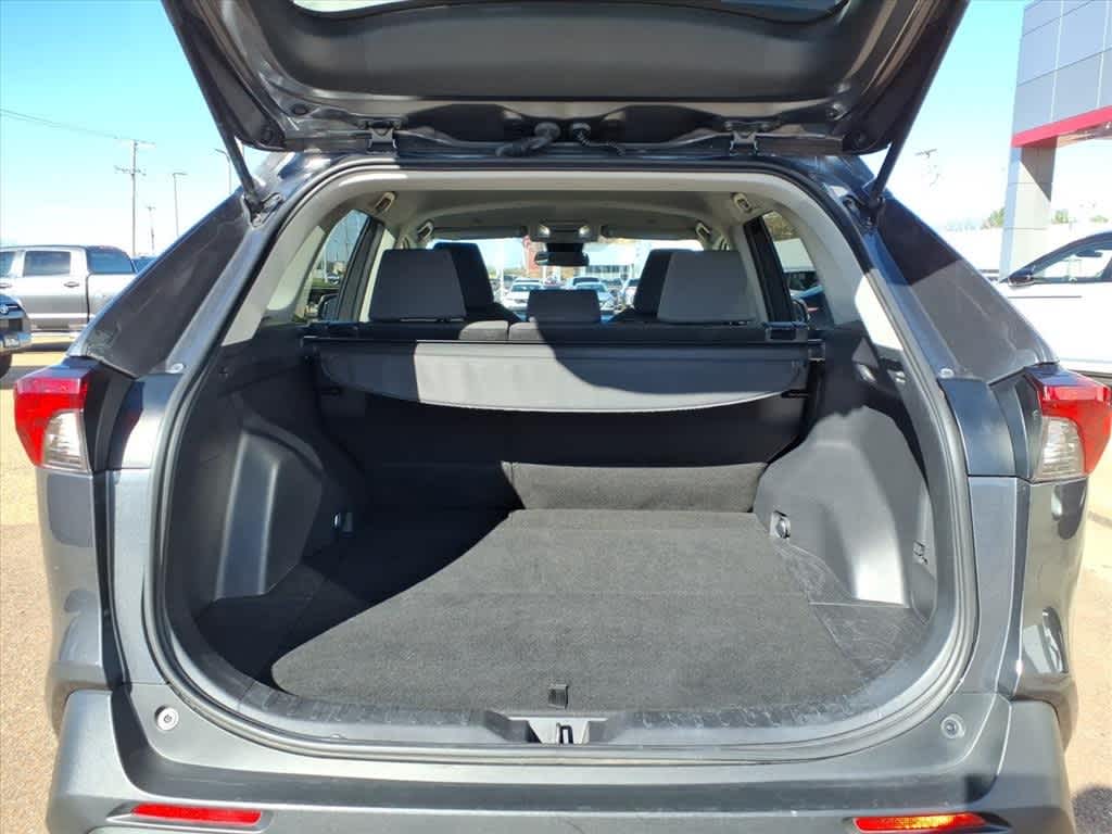 2024 Toyota RAV4 XLE FWD