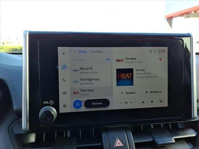 2024 Toyota RAV4 XLE FWD