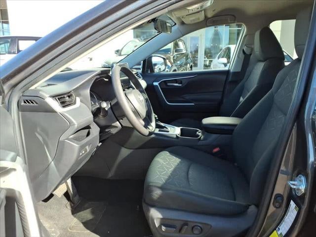 2024 Toyota RAV4 XLE FWD