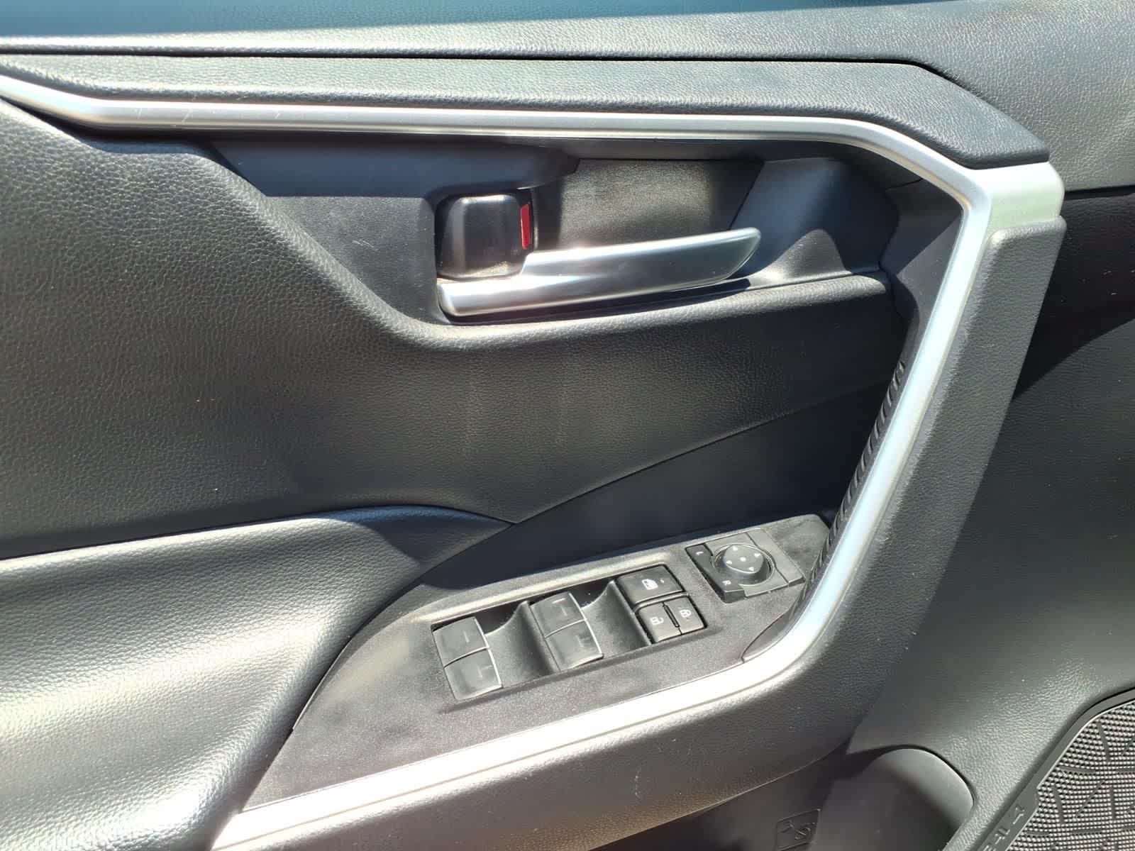 2024 Toyota RAV4 XLE FWD
