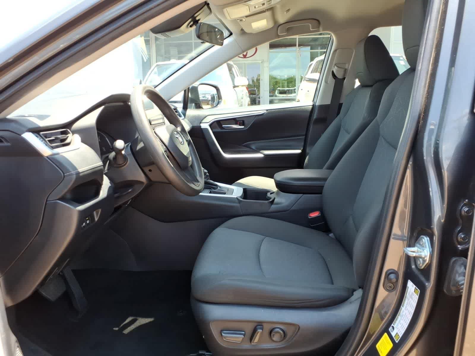 2024 Toyota RAV4 XLE FWD