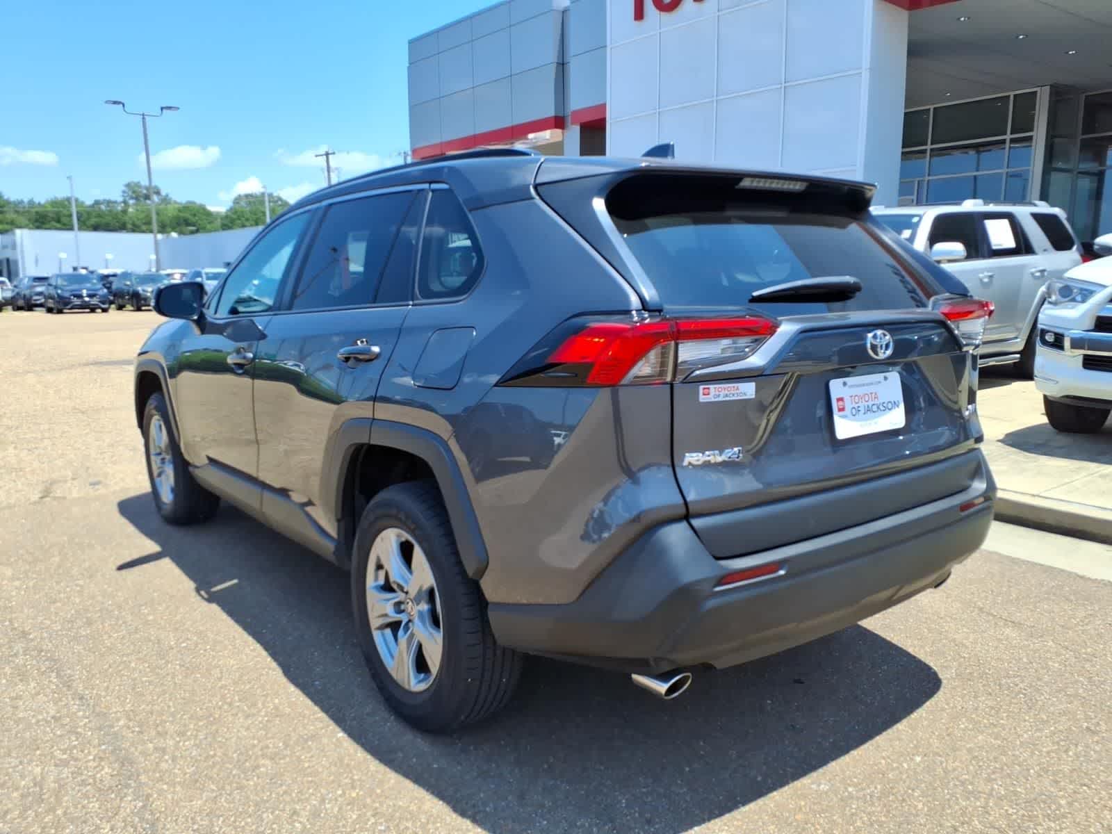 2024 Toyota RAV4 XLE FWD