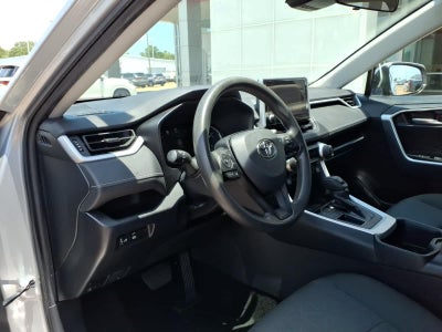 2024 Toyota RAV4 XLE FWD