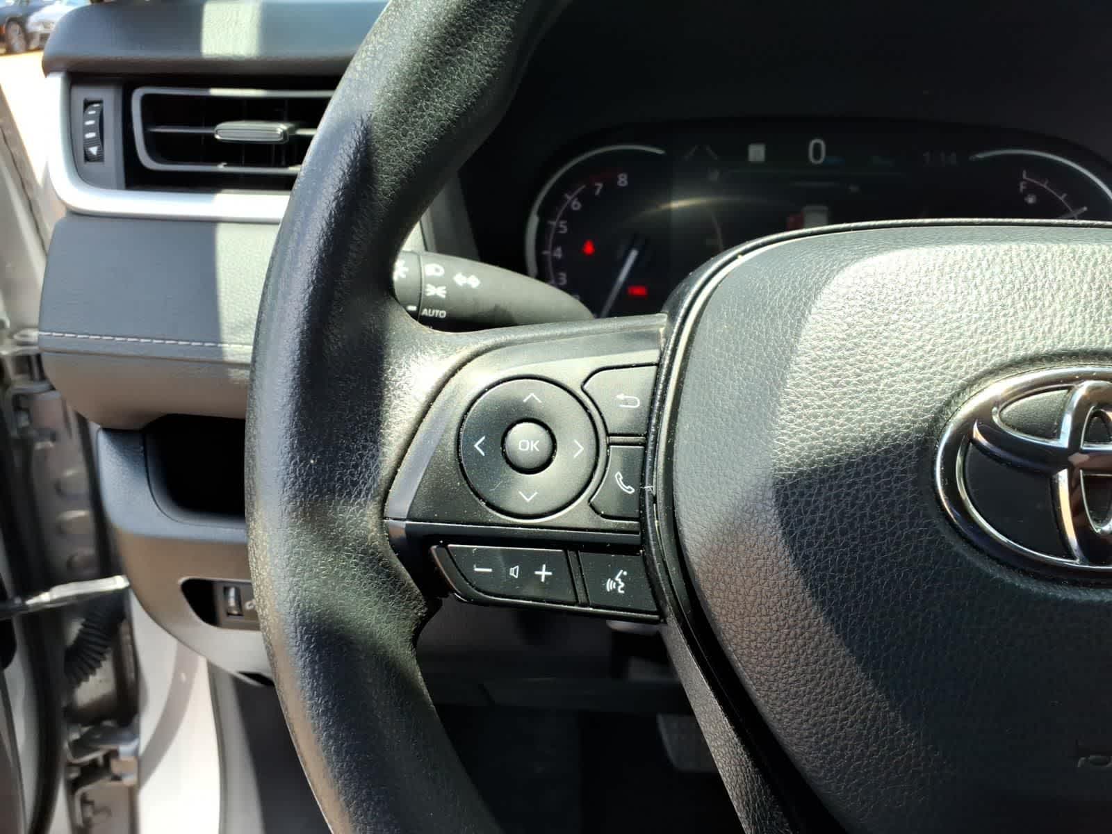 2024 Toyota RAV4 XLE FWD