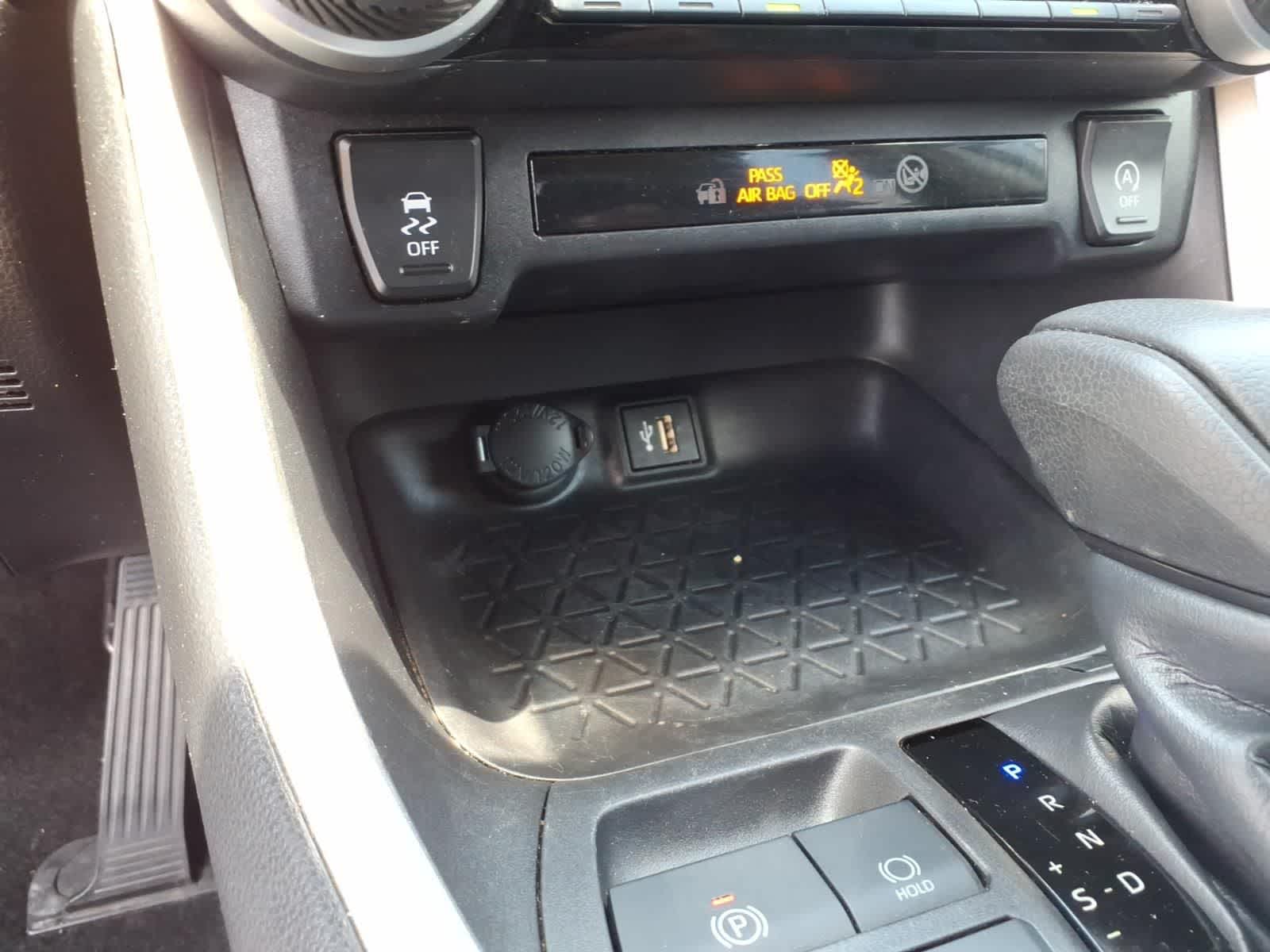 2024 Toyota RAV4 XLE FWD