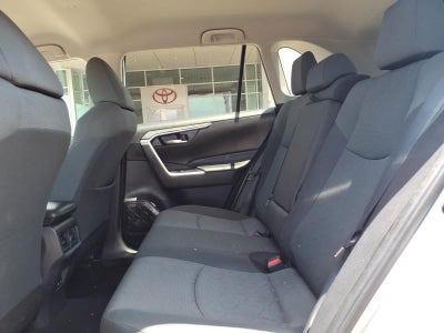 2024 Toyota RAV4 XLE FWD