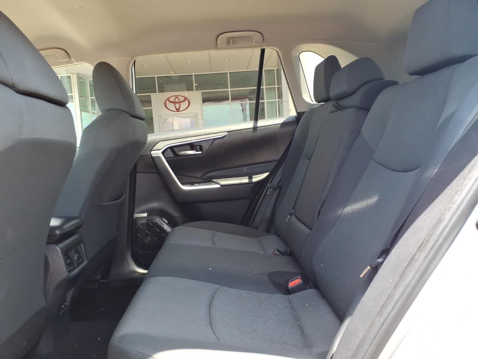 2024 Toyota RAV4 XLE FWD