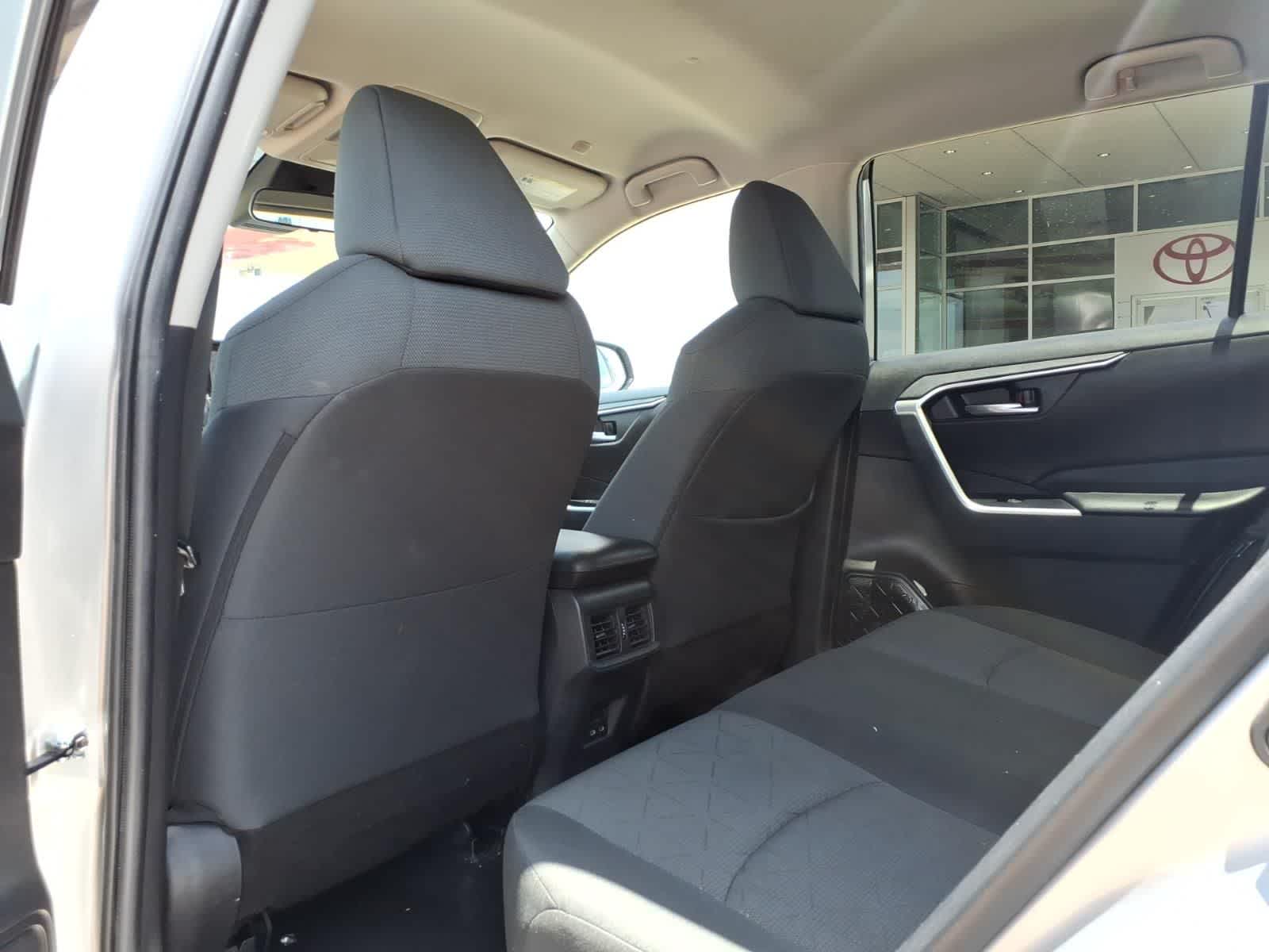 2024 Toyota RAV4 XLE FWD