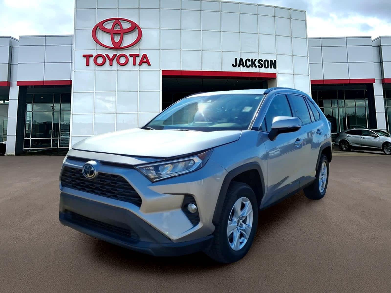 2021 Toyota RAV4 XLE FWD