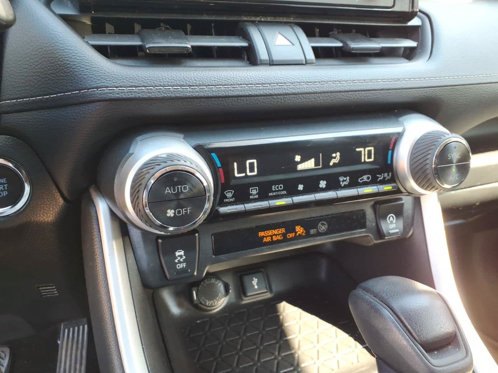 2021 Toyota RAV4 XLE FWD