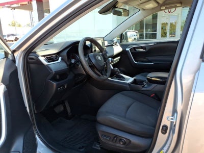 2021 Toyota RAV4 XLE FWD