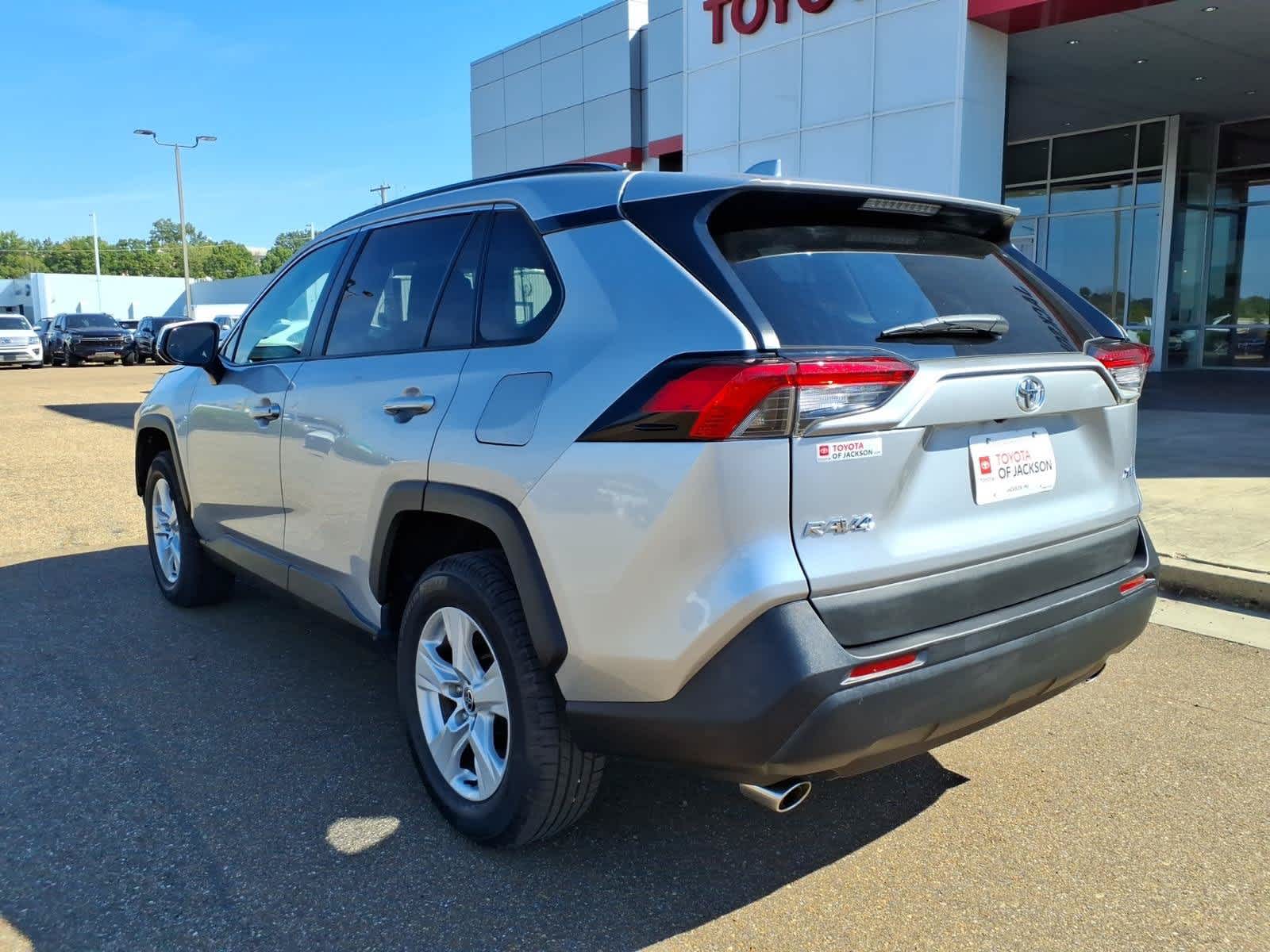 2021 Toyota RAV4 XLE FWD