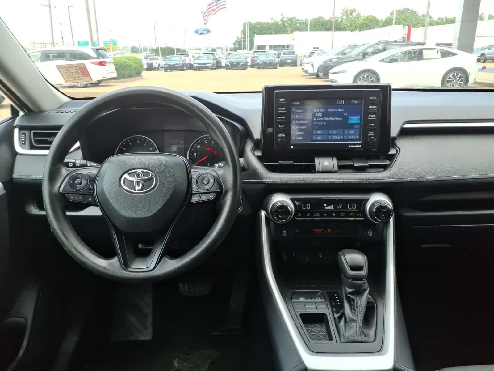 2021 Toyota RAV4 XLE FWD