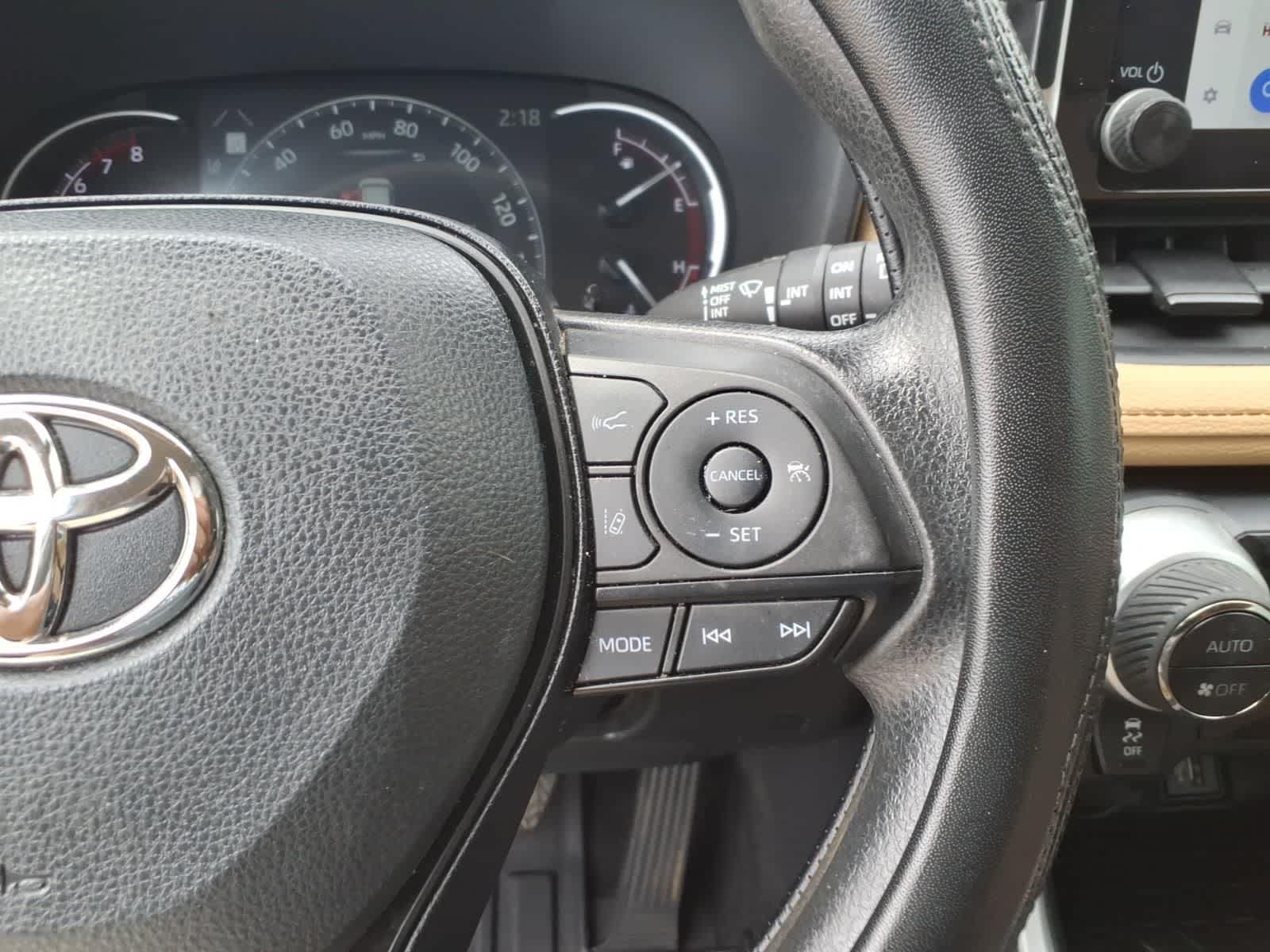 2024 Toyota RAV4 XLE FWD