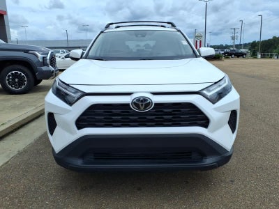 2024 Toyota RAV4 XLE FWD