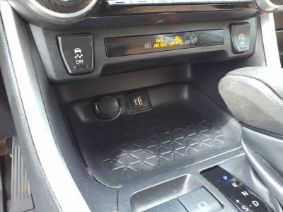 2024 Toyota RAV4 XLE FWD