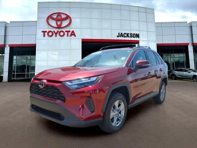 2025 Toyota RAV4 XLE FWD