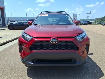 2025 Toyota RAV4 XLE FWD