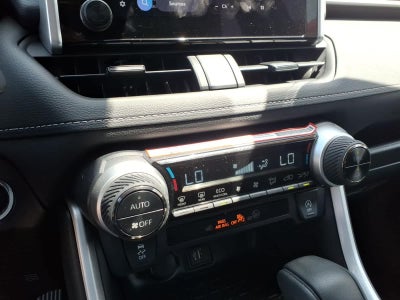 2025 Toyota RAV4 XLE FWD