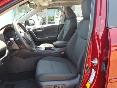 2025 Toyota RAV4 XLE FWD