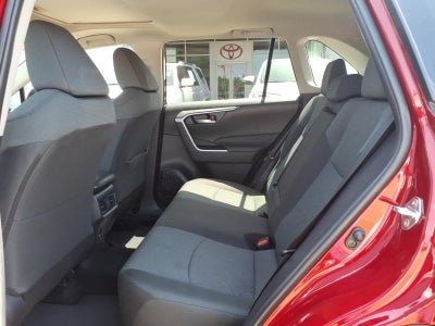 2025 Toyota RAV4 XLE FWD