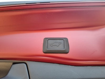 2025 Toyota RAV4 XLE FWD