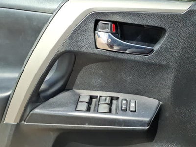 2018 Toyota RAV4 XLE FWD