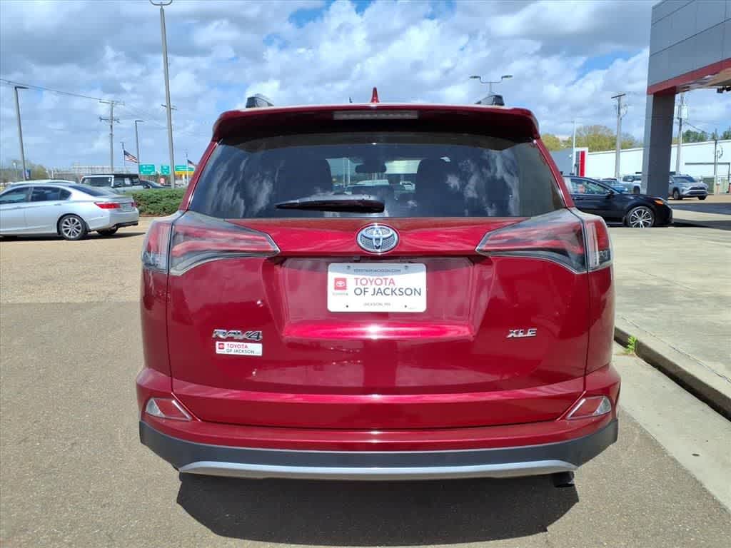 2018 Toyota RAV4 XLE FWD