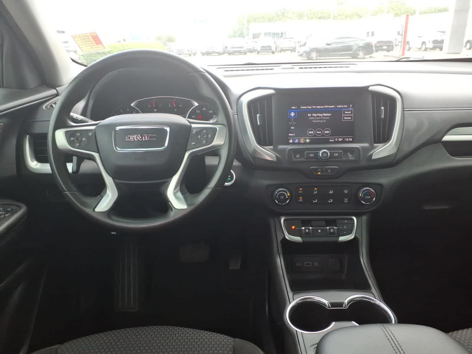 2024 GMC Terrain FWD 4dr SLE