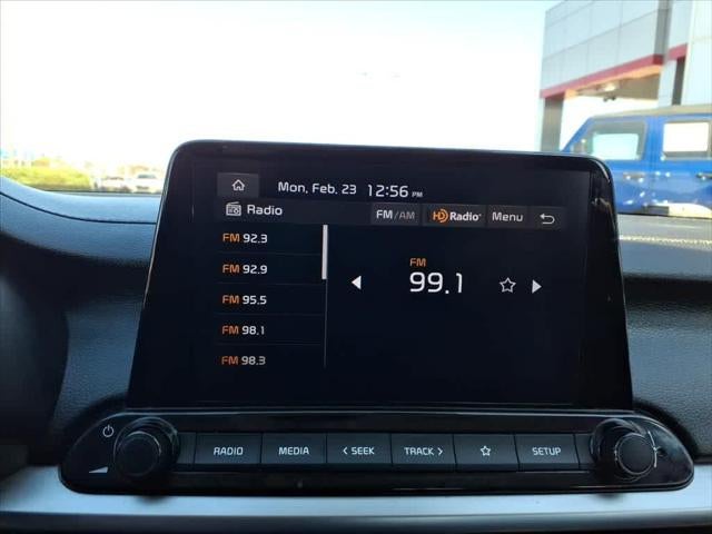 2023 Kia Forte LXS IVT