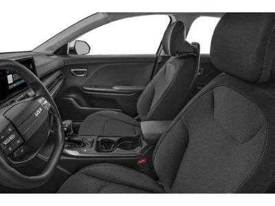 2025 Kia K4 LXS FWD