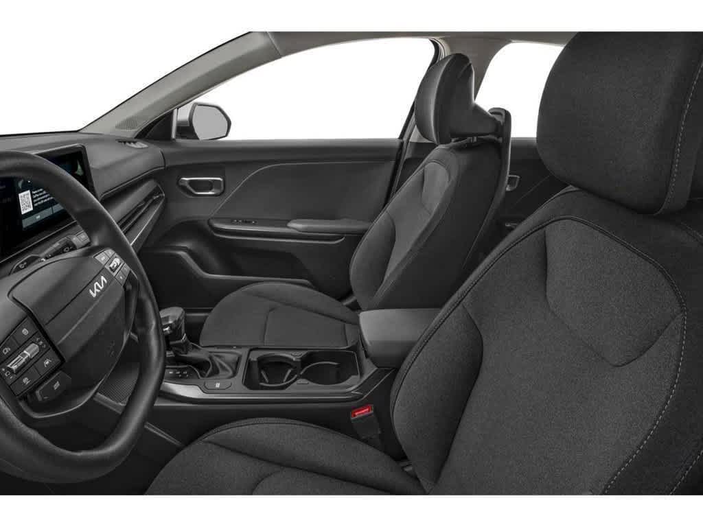 2025 Kia K4 LXS FWD