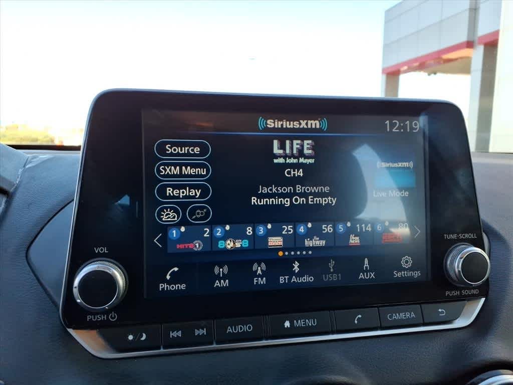 2022 Nissan Sentra SV CVT