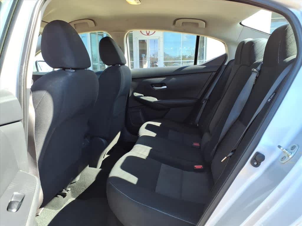 2022 Nissan Sentra SV CVT