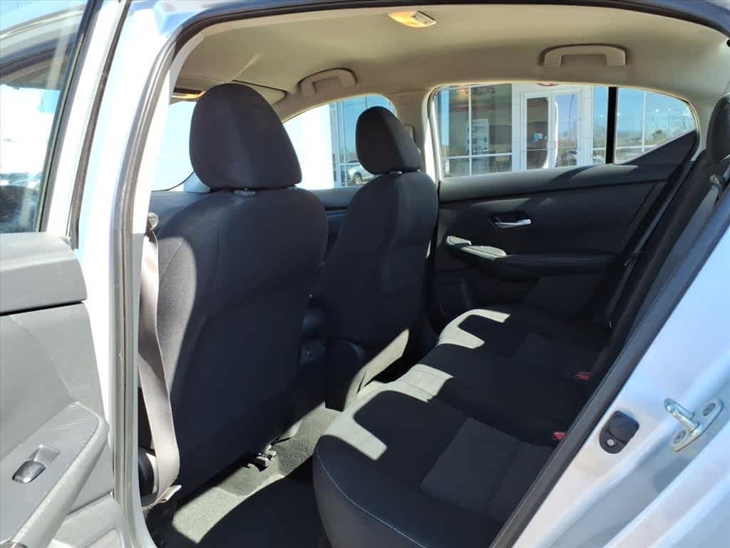 2022 Nissan Sentra SV CVT