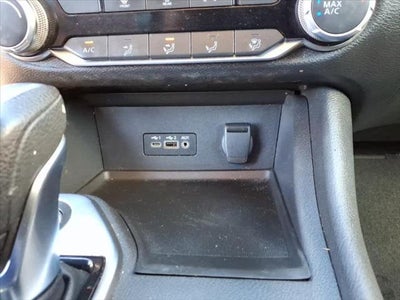 2022 Nissan Sentra SV CVT