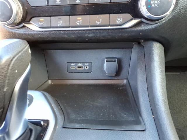 2022 Nissan Sentra SV CVT