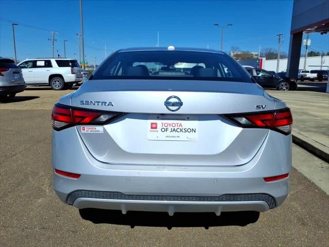 2022 Nissan Sentra SV CVT