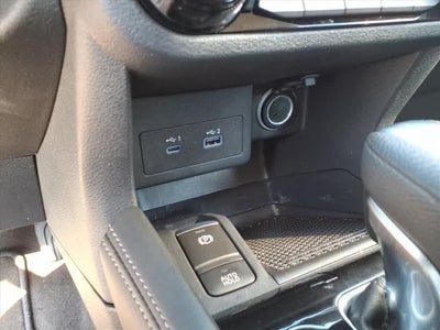 2024 Nissan Kicks SR FWD