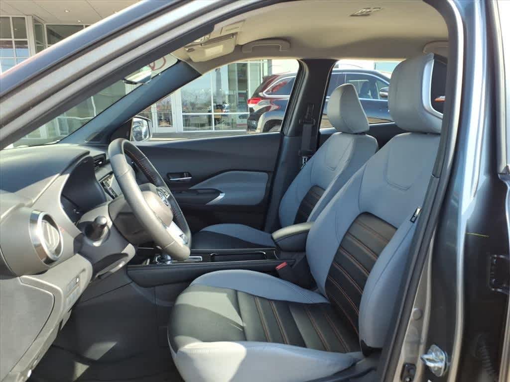 2024 Nissan Kicks SR FWD