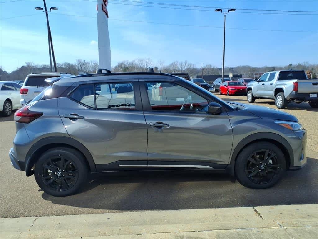 2024 Nissan Kicks SR FWD