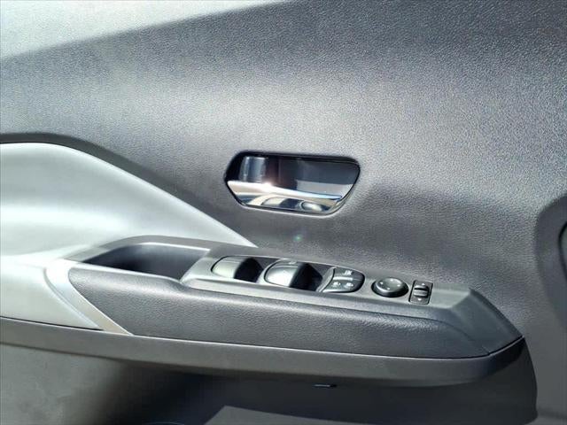 2024 Nissan Kicks SR FWD