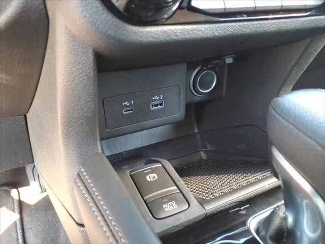 2024 Nissan Kicks SR FWD